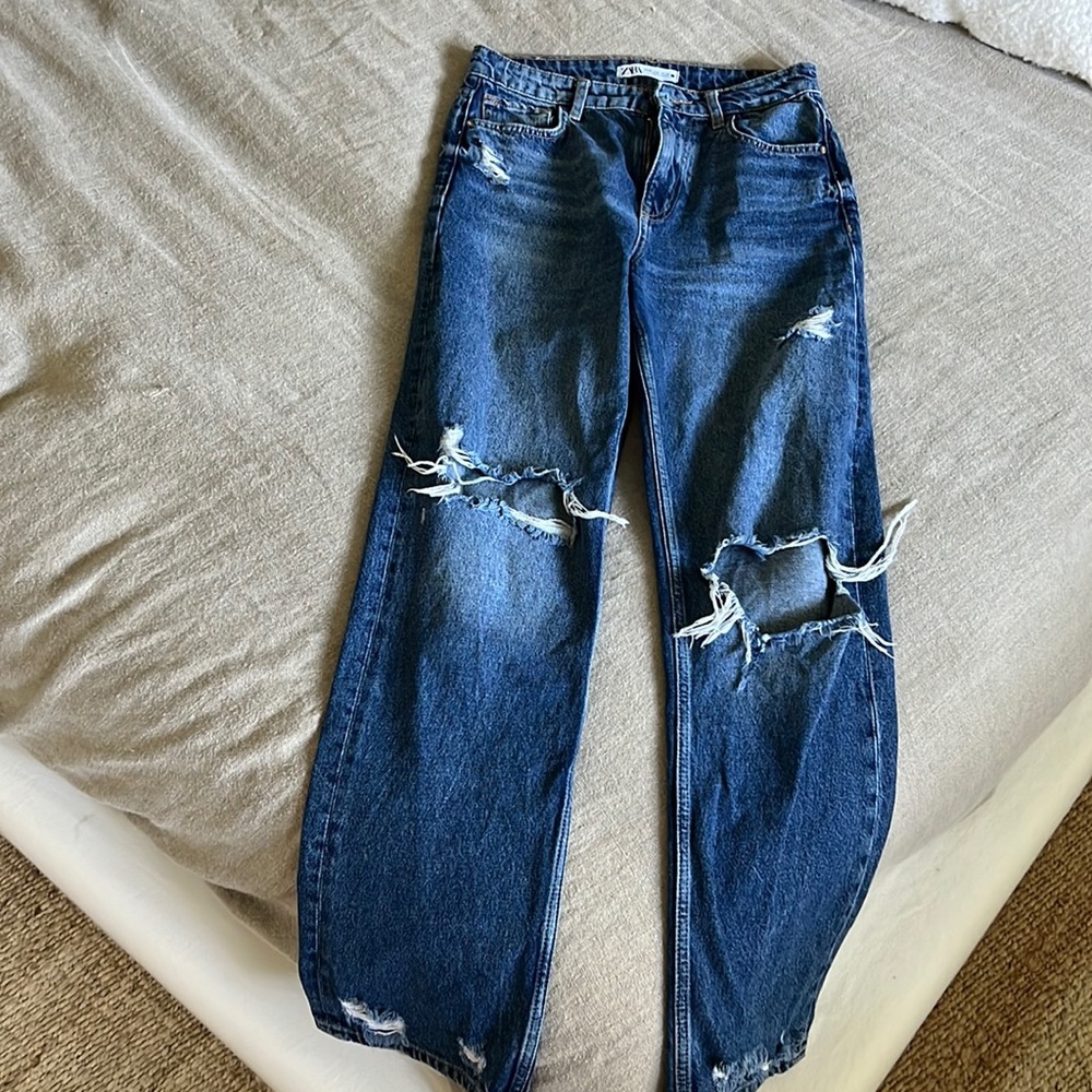 Zara Oversized distressed wide leg jeans